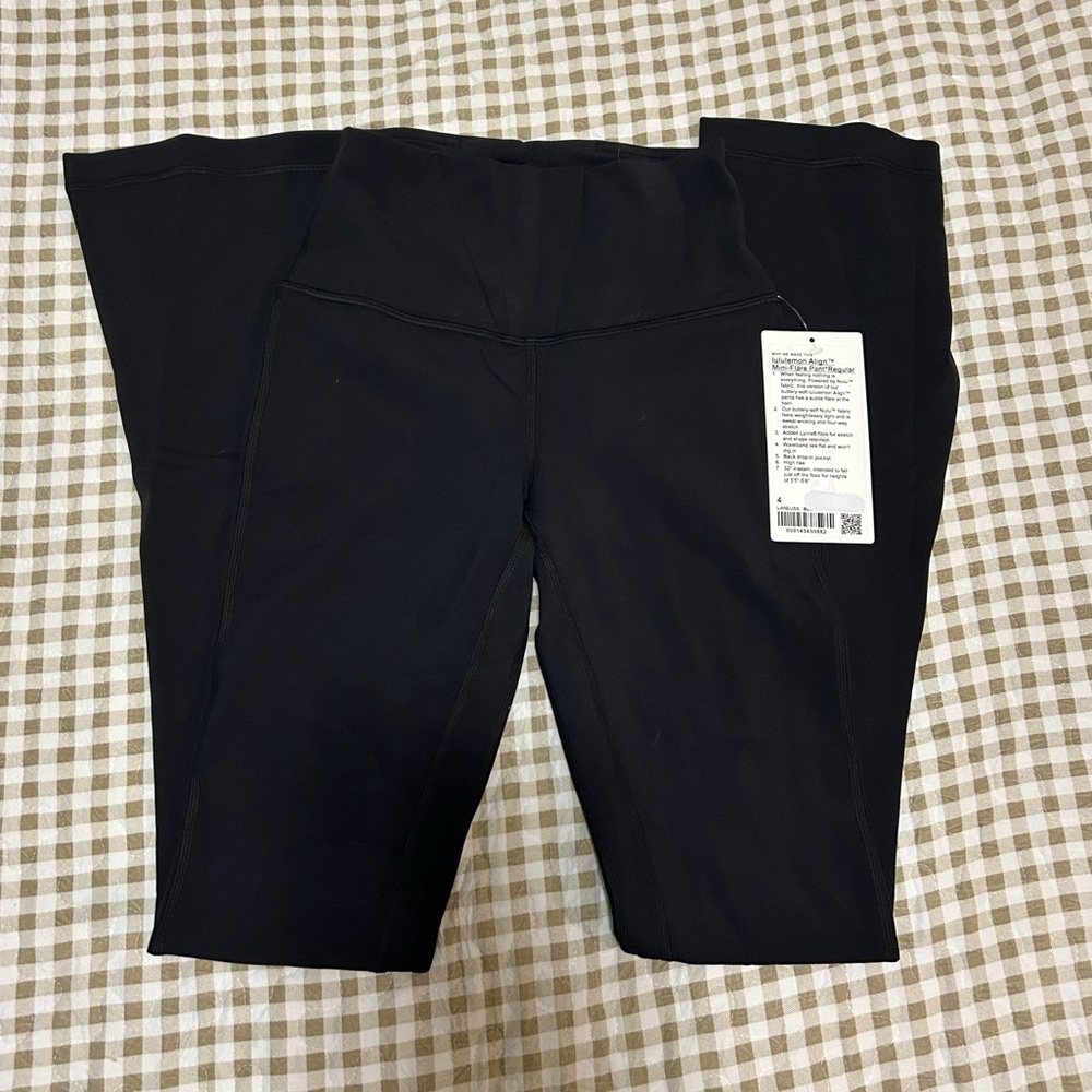 NWT Lululemon Align mini flare